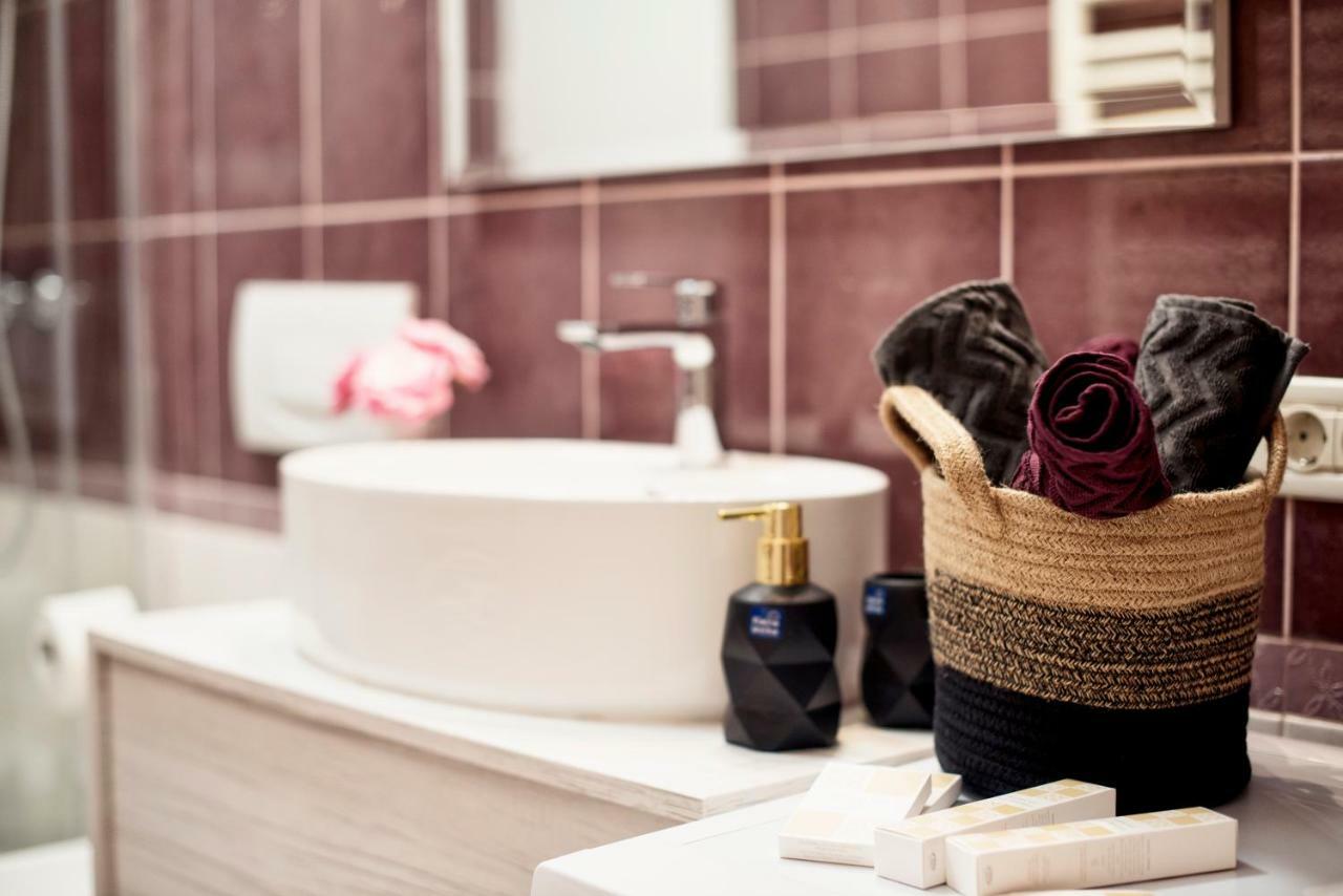 Studio Apartman Blanka Split Bagian luar foto