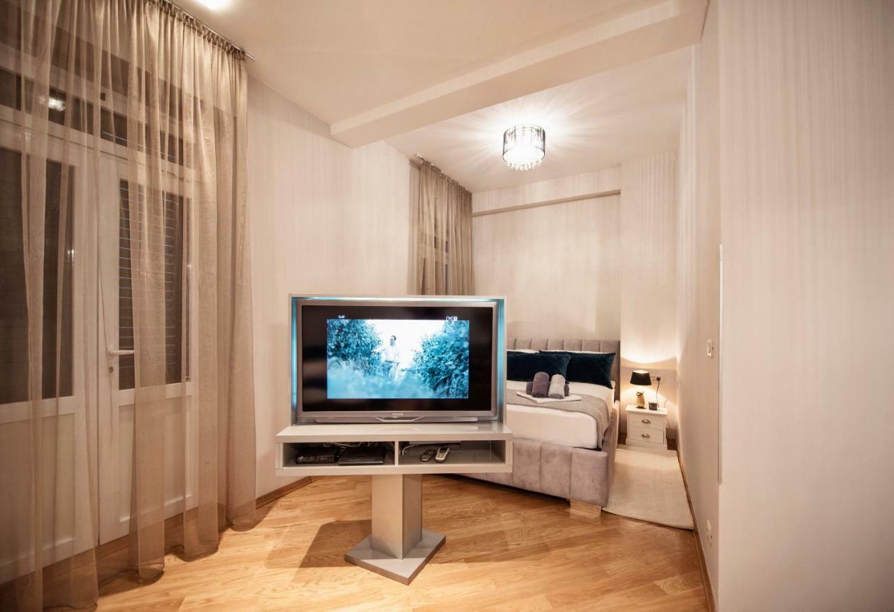 Studio Apartman Blanka Split Bagian luar foto
