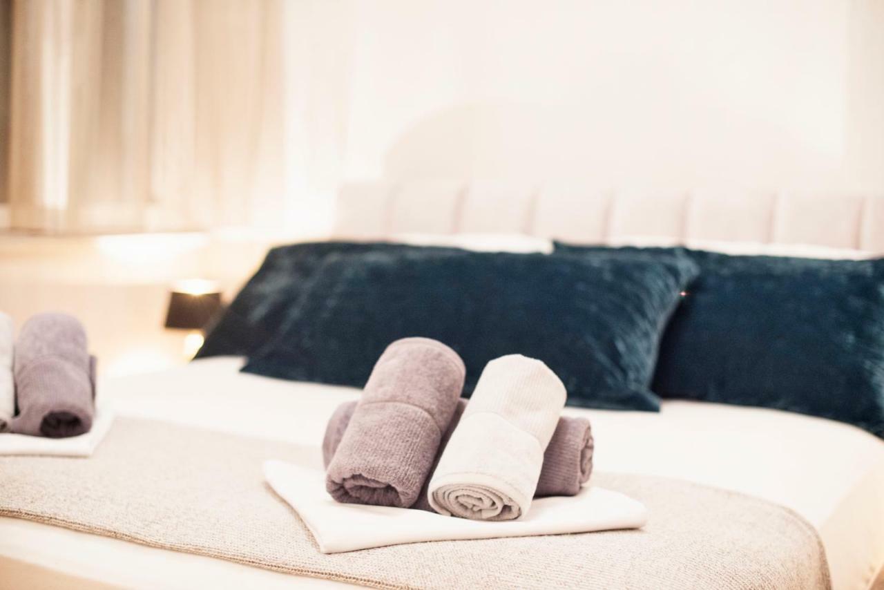 Studio Apartman Blanka Split Bagian luar foto
